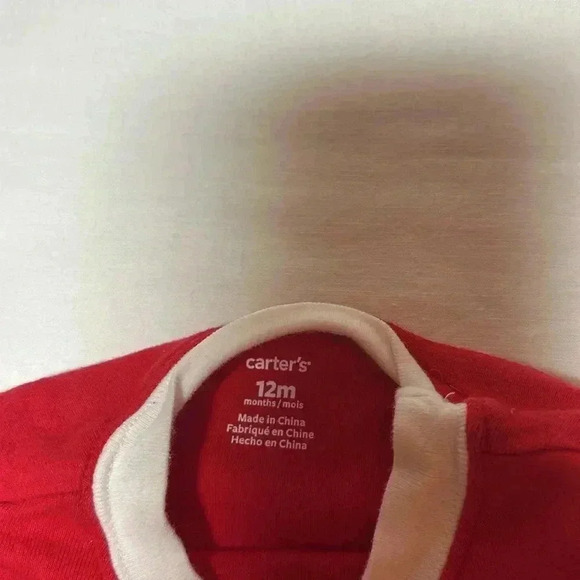 Carter's - long sleeve Santa designed onesie top.  Size 12 months - Picture 2 of 3